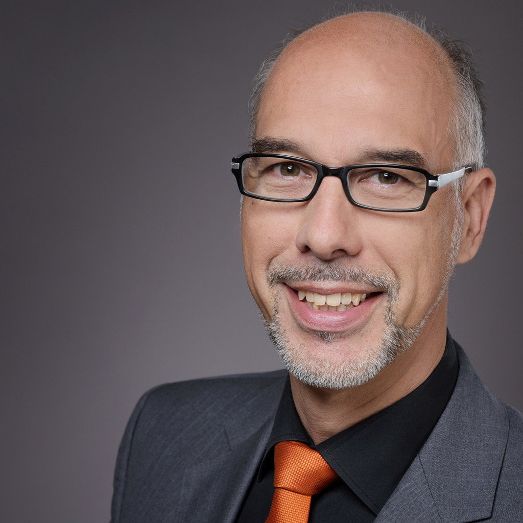 Dipl.Ing. Peter Ruwe Geschäftsführer EWAKE GERMANY GmbH XING