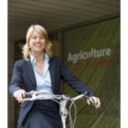 Elze Woudstra