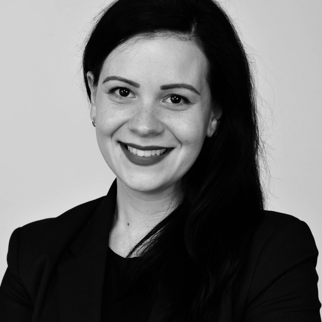 Sarah Stancu Sales Manager Radisson Blu XING