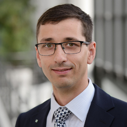 Dr. Karsten Lange
