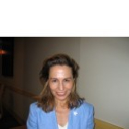 Amparo Torres Menéndez