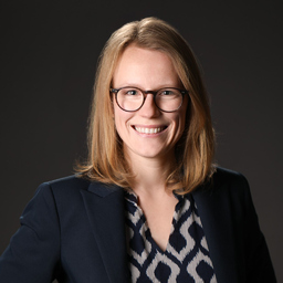 Dr. Laura Schmid