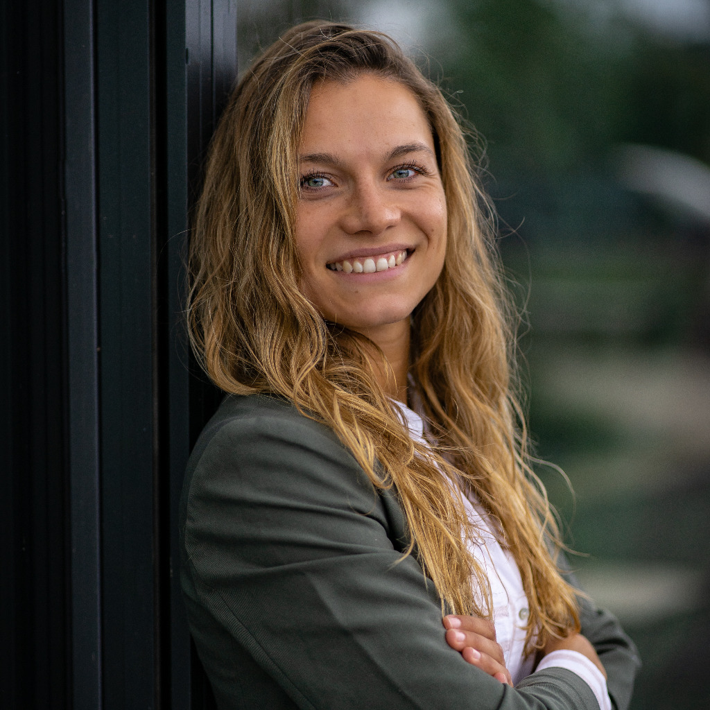 Maria Thoms Wirtschaftsinformatik FriedrichAlexanderUniversität ErlangenNürnberg XING