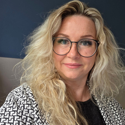 Ute Maackens