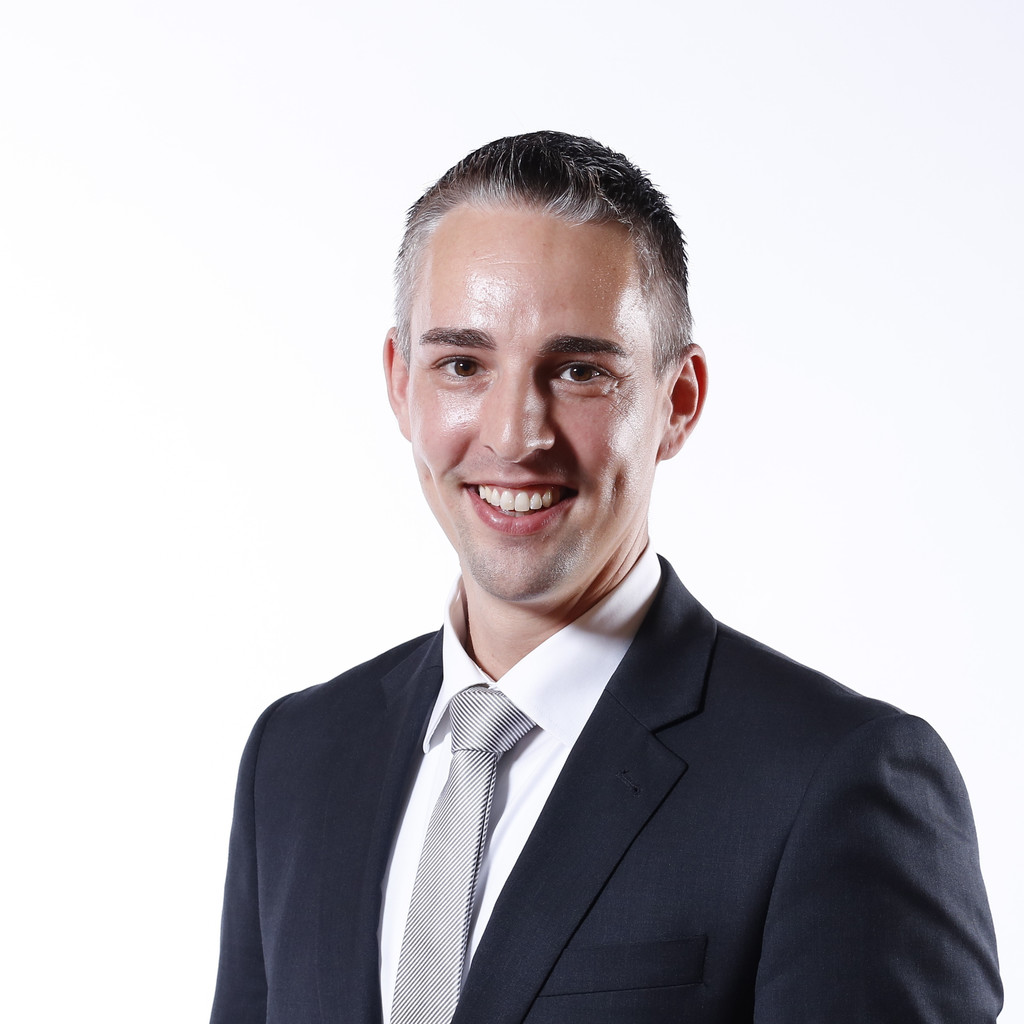 Michael Hiller Repräsentanz Deutsche Vermögensberatung XING