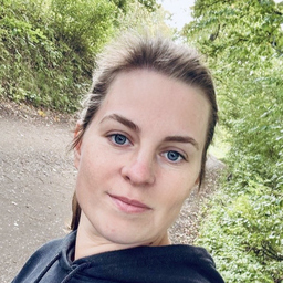 Christiane Arnholdt 