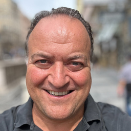 Roland Nikles