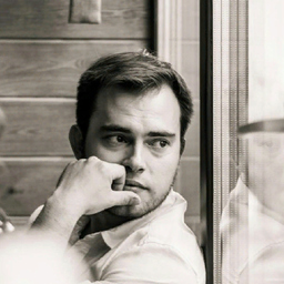 Roman Larionov