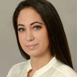 Kezban Navaro