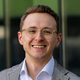 Mag. Fabio Damm