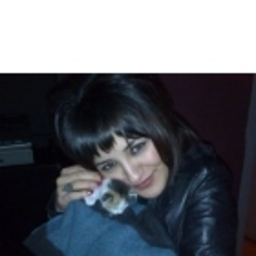 Emine Menekşe
