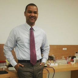 Dr. Albany Pineda Garcia