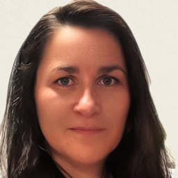 Carolyn Schröter