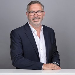 Dr. Jörg Lippert