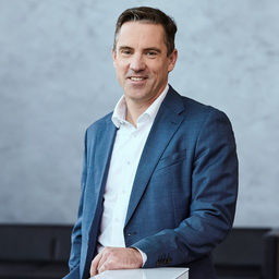 Dr. Claus Hunold