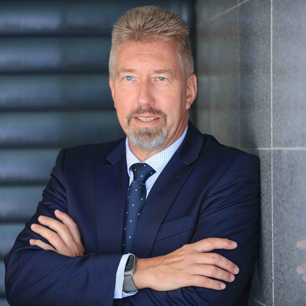 HansDieter Krumscheid Vertriebsdirektor /Prokurist SpardaBank