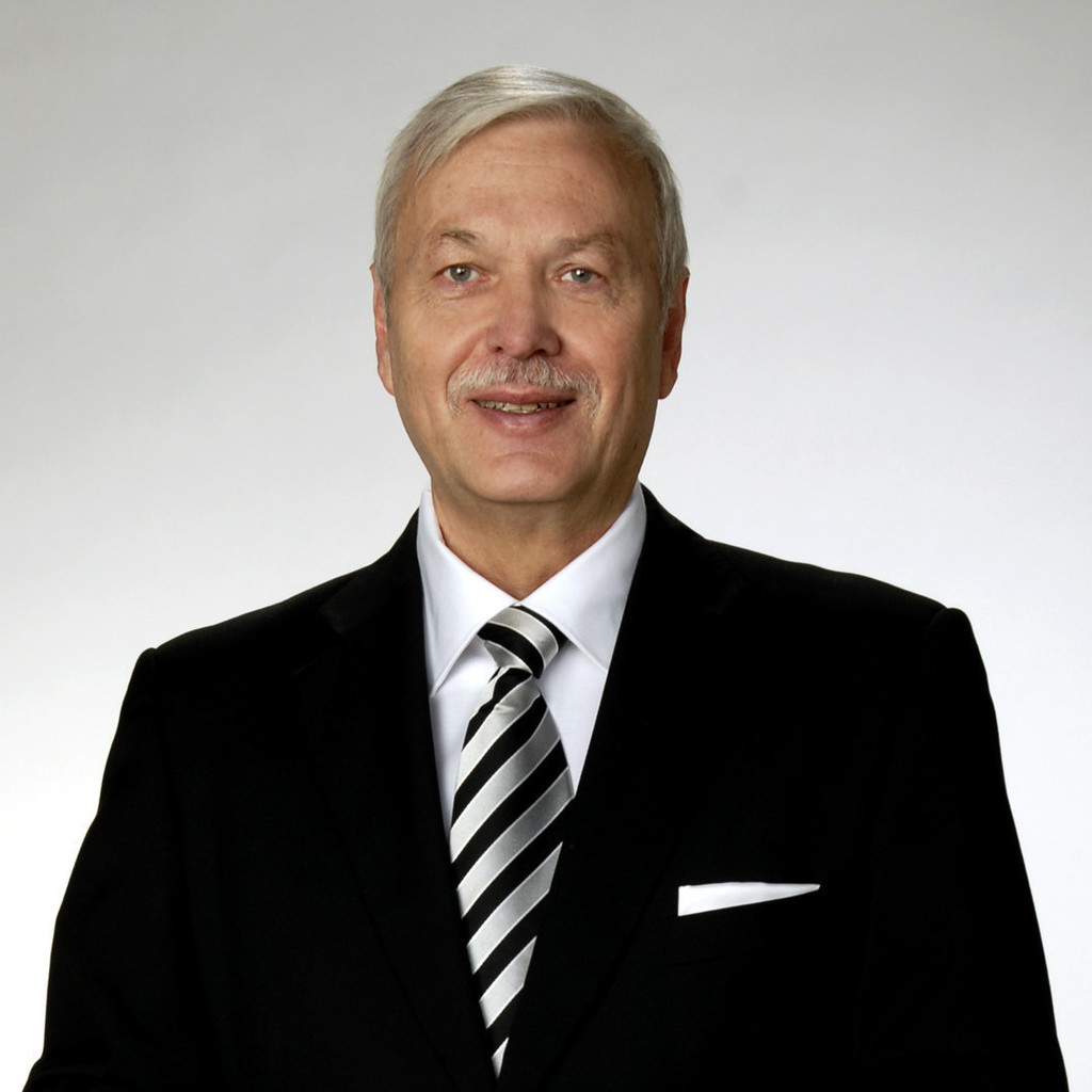 Dipl.Ing. Harry Henning Geschäftsführer Henning Interim Management