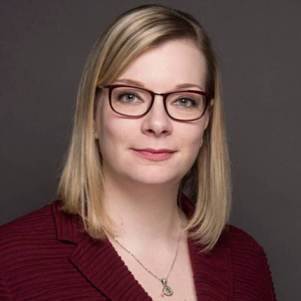 Stephanie Künnemann Dezernatsleiterin Pflegefonds Soziale Berufe Berufe der Altenpflege Stephanie Künnemann Dezernatsleiterin Pflegefonds Soziale Berufe Berufe der Altenpflege