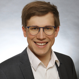 Dr. Dominik Nowatschin