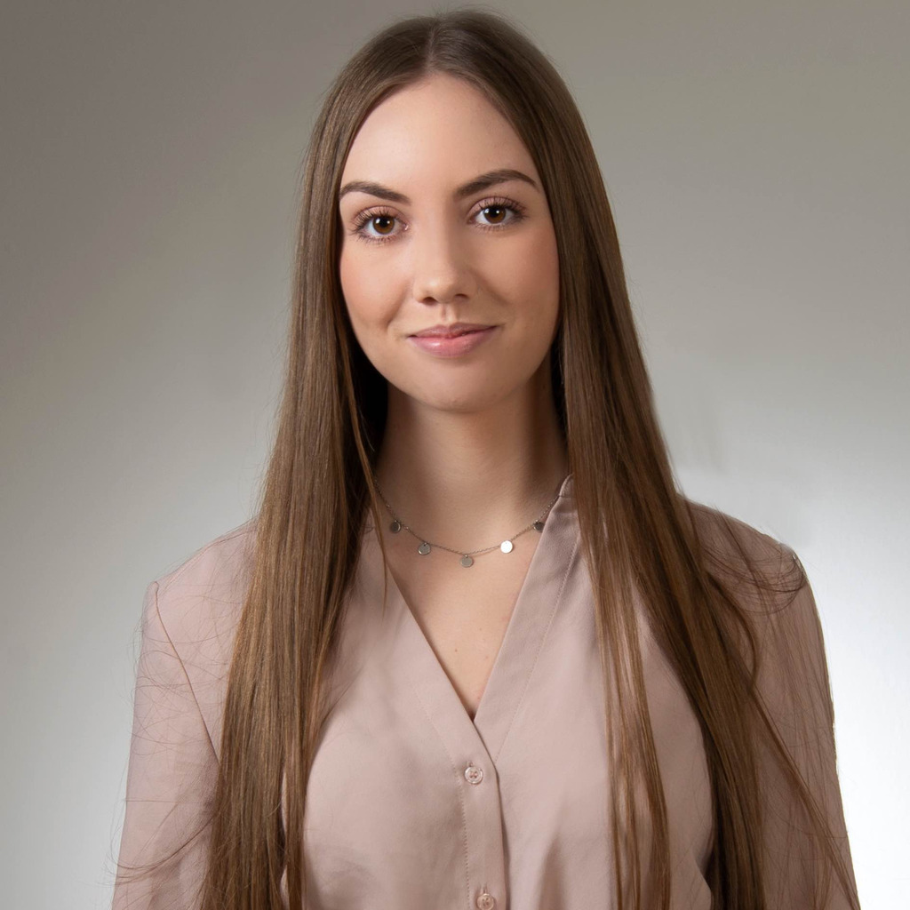 Celine Belz - Werkstudentin - Teleperformance Germany S. à r. l. & Co ...