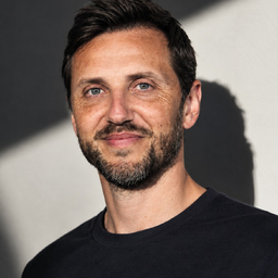 Peter Bauer