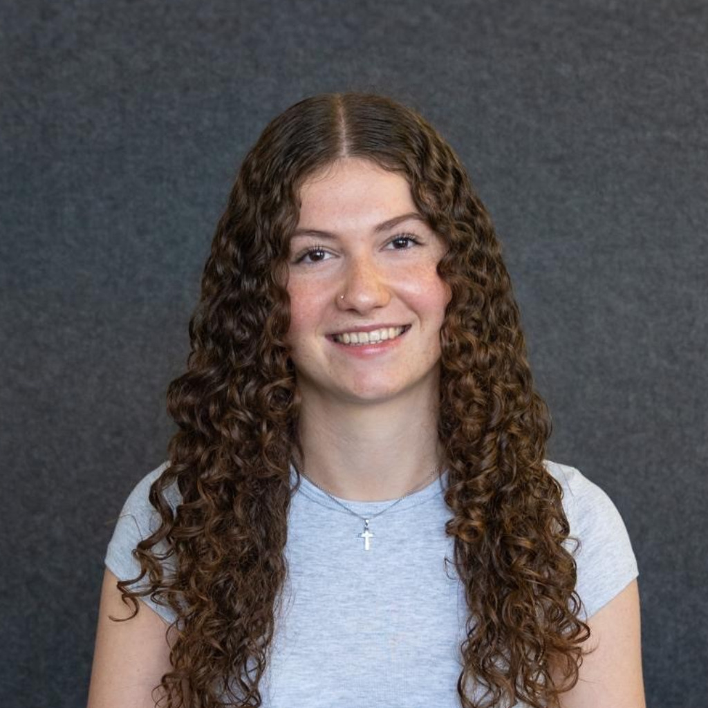 Emily Cescon Lernende Kauffrau EFZ SABAG AG XING