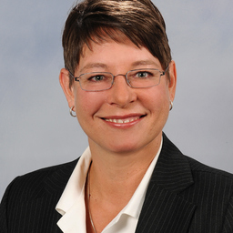 Dr. Julia F. Späth