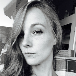 Julia Kuros
