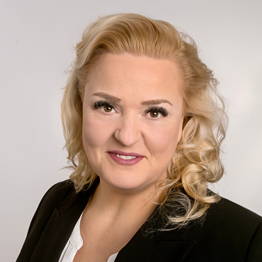 Christina Kaiser - Bezirksmanagerin Neu-Ulm - Vorwerk Gruppe | XING