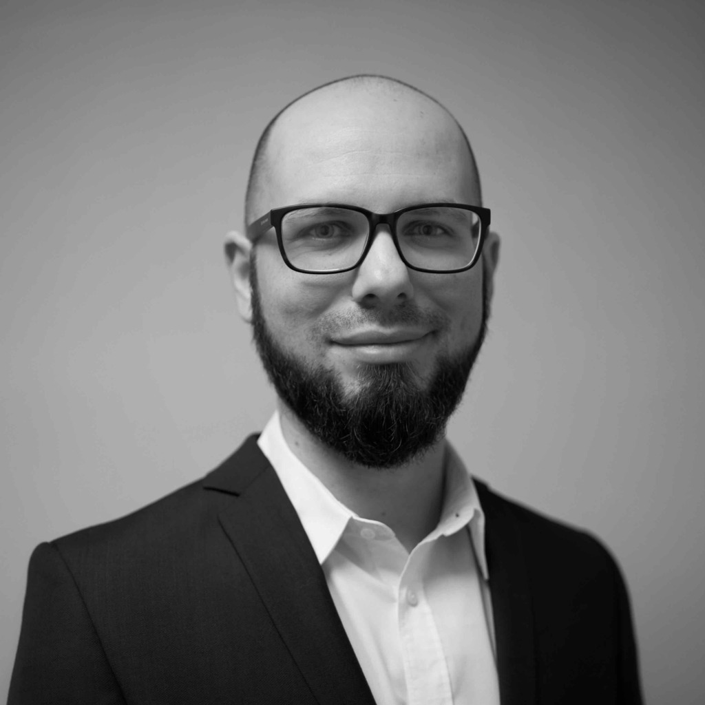 Robert Pyttel Entwicklungsingenieur HMI Bedien und Anzeigekonzepte