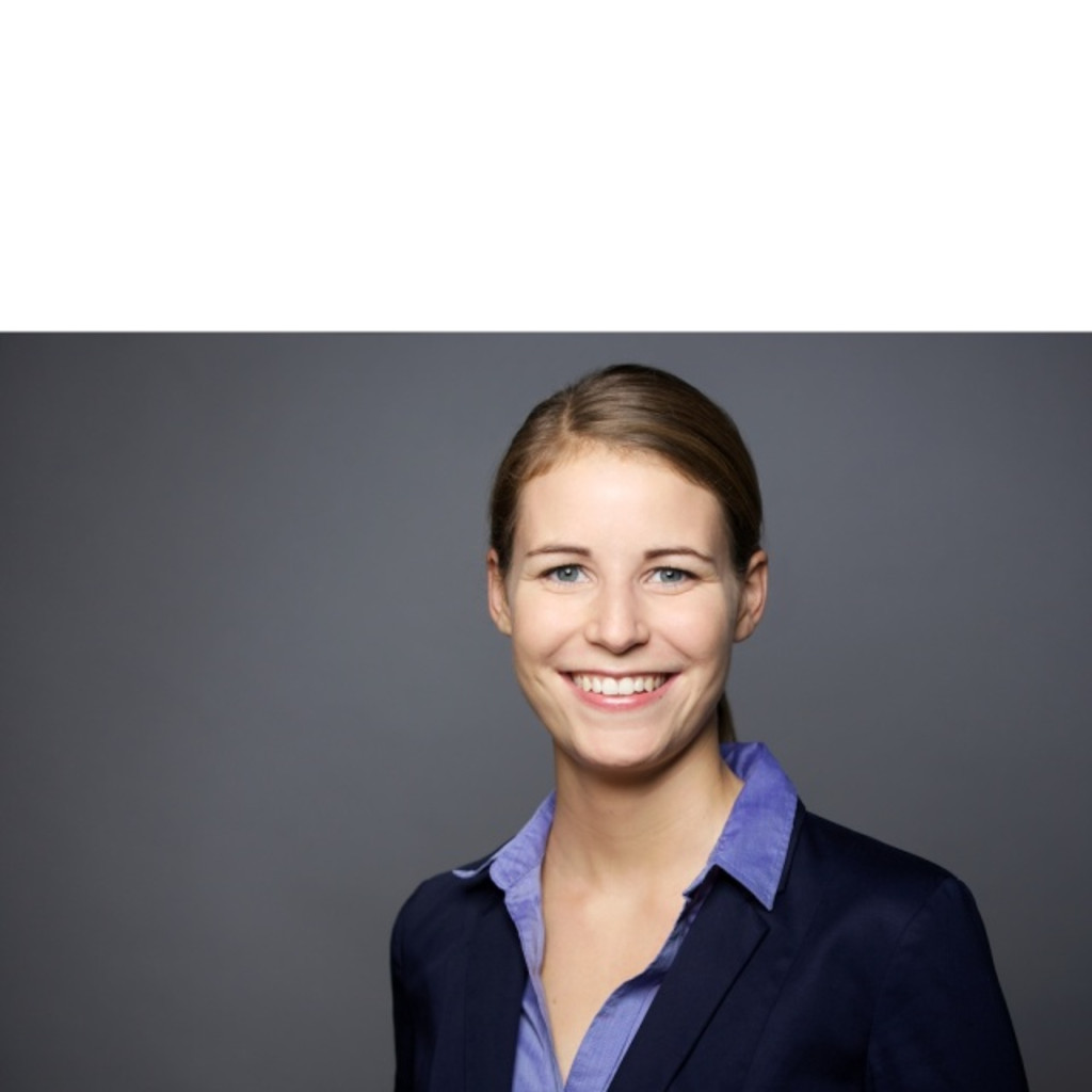 Dr. Corinna Regnery Abteilungsleiterin Client Experience KPMG AG