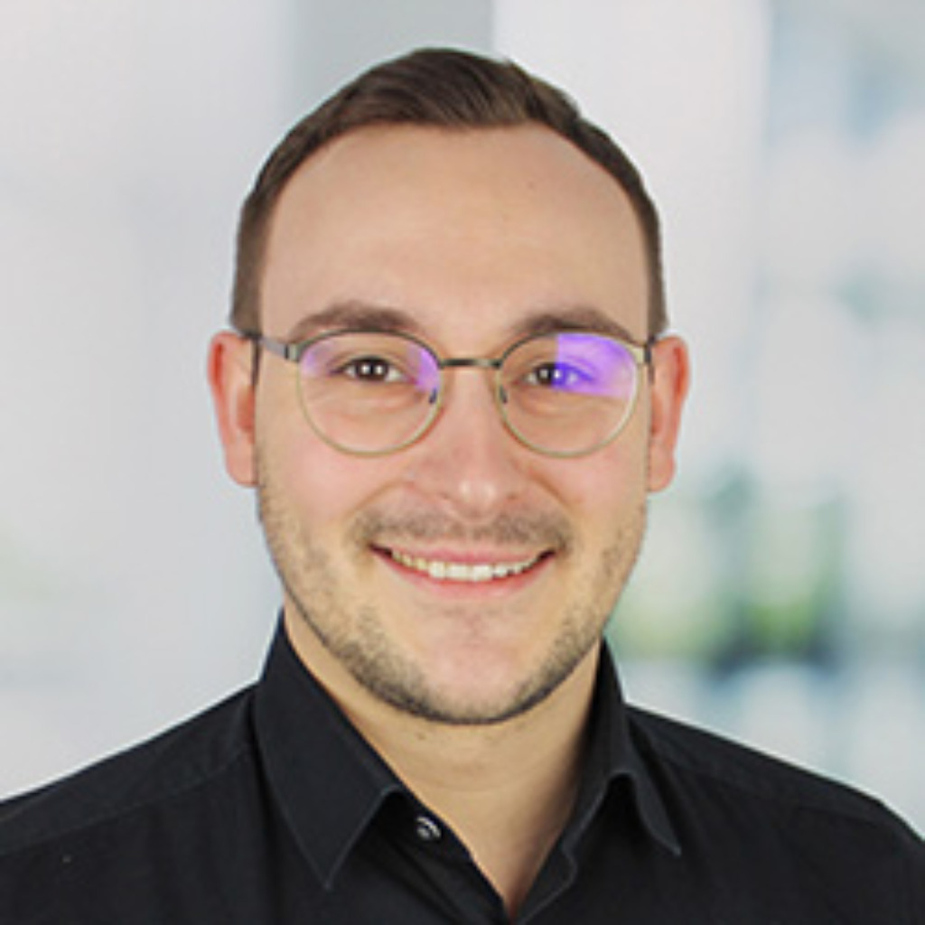 Lutz aus Siegen in der Personensuche von Das Telefonbuch