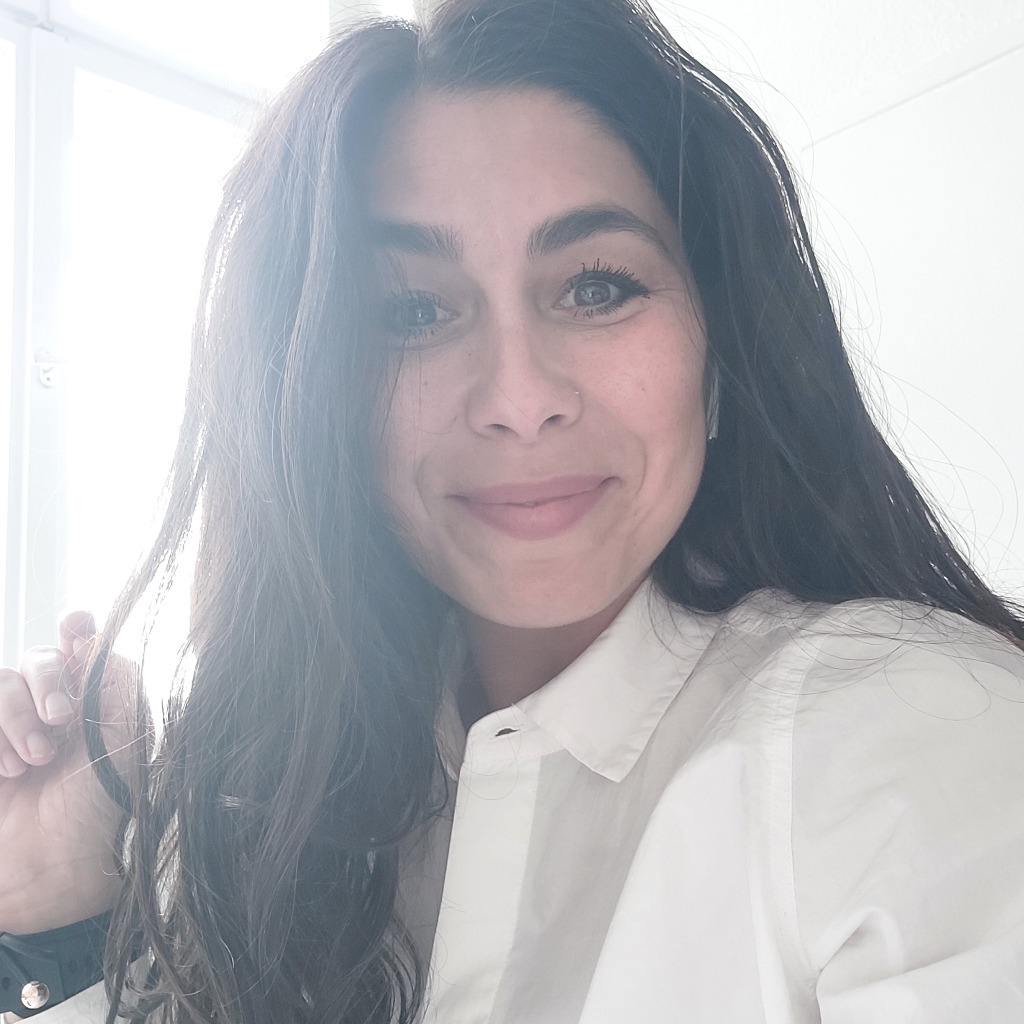 Henninger aus Berlin in der Personensuche von Das Telefonbuch