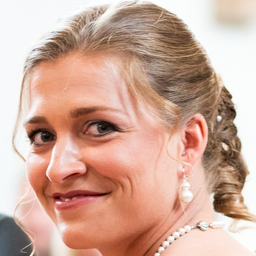 Nicole Michenfelder