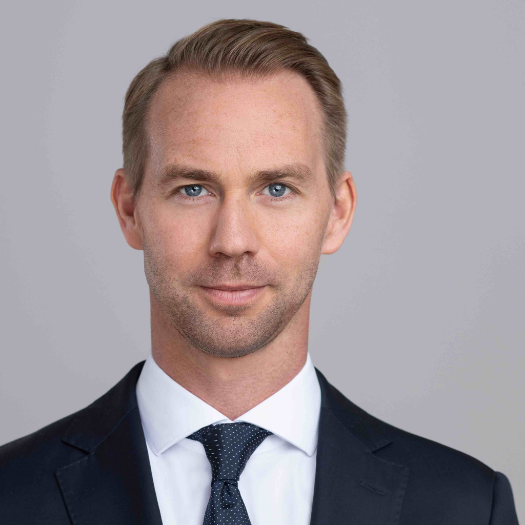 Hennes aus Düsseldorf in der Personensuche von Das Telefonbuch