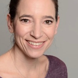 Asja Schmolt
