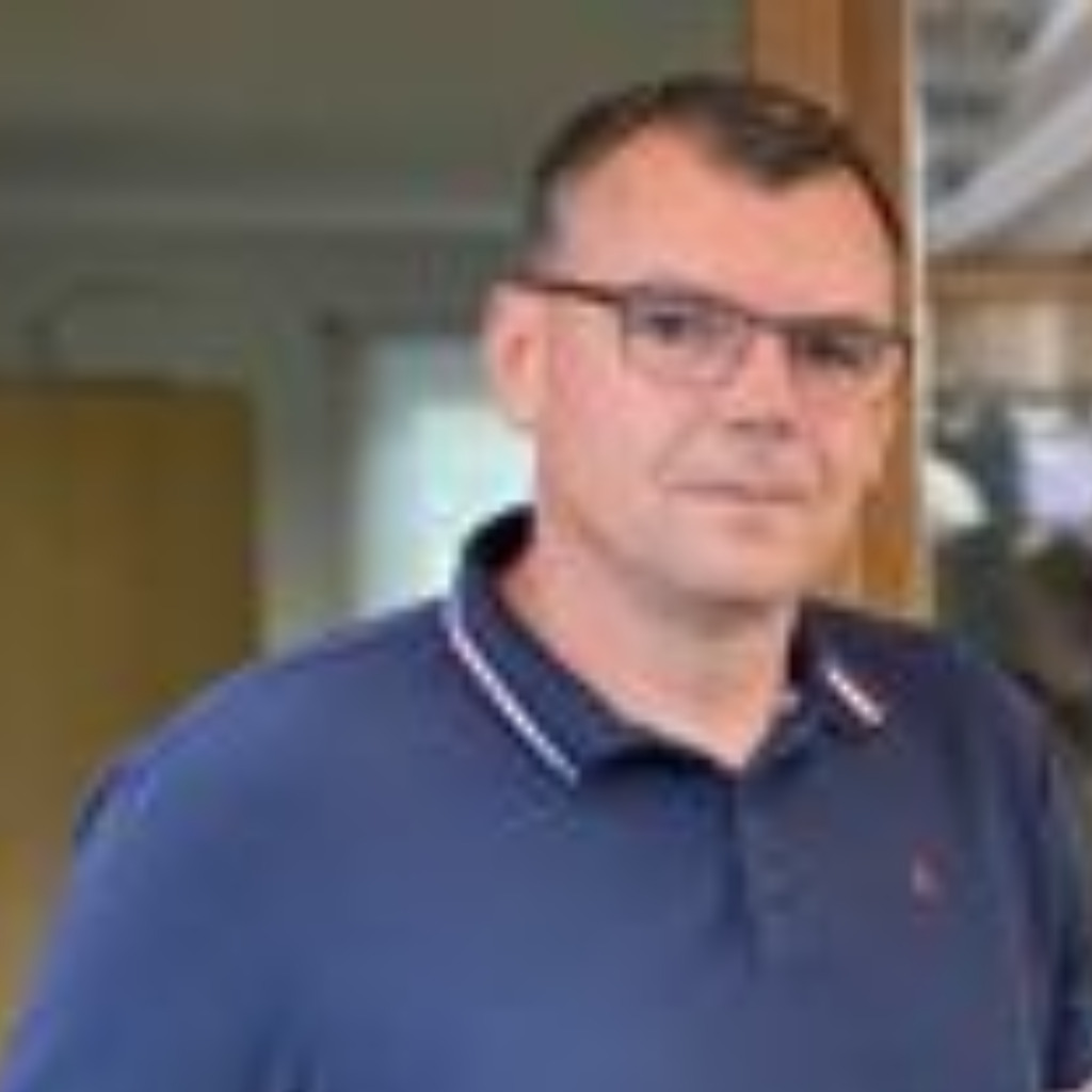 Christian Gienap KFZ Techniker B+B Reifencenter GmbH XING