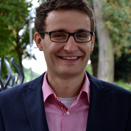 Dr. Jonas Pavelka