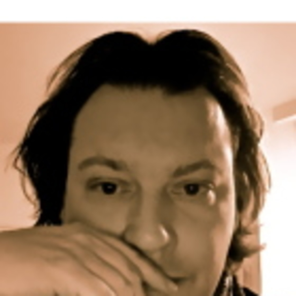 Jörg Hamm PrePress Manager Leenprint XING