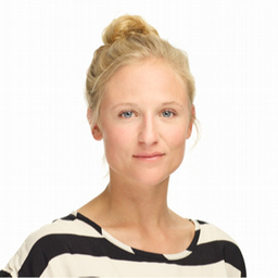 Juliane Hau