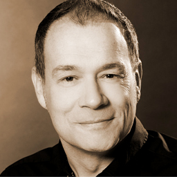 Thomas Wolff
