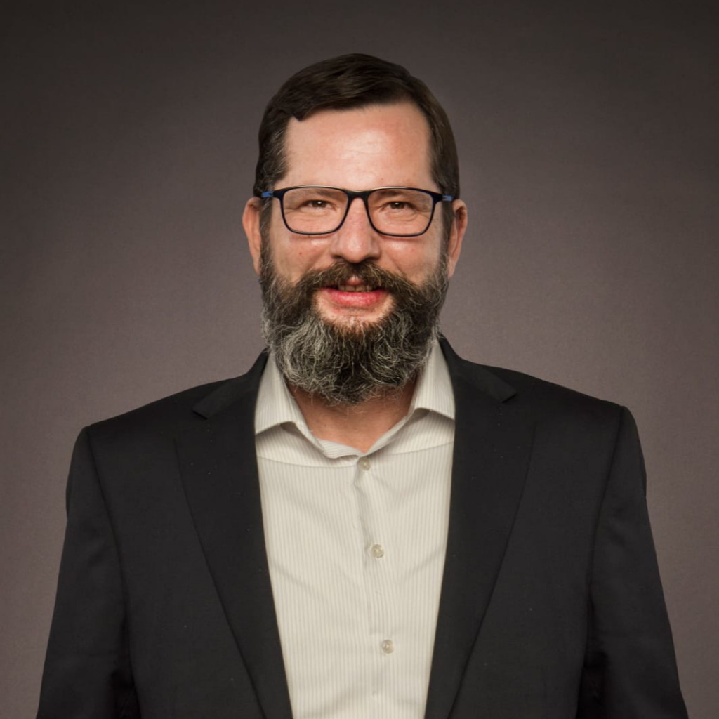 Ulrich Geier Bereichsleiter Schwein Josera GmbH & Co. KG XING