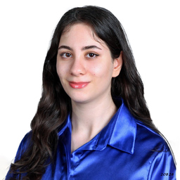 kiana Hoseini Manesh