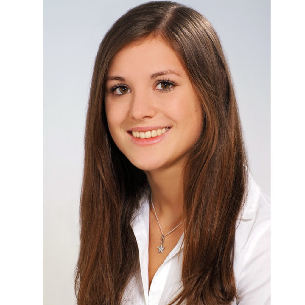 Theresa Pollak Controller Engineering DR XLMAIER Group XING