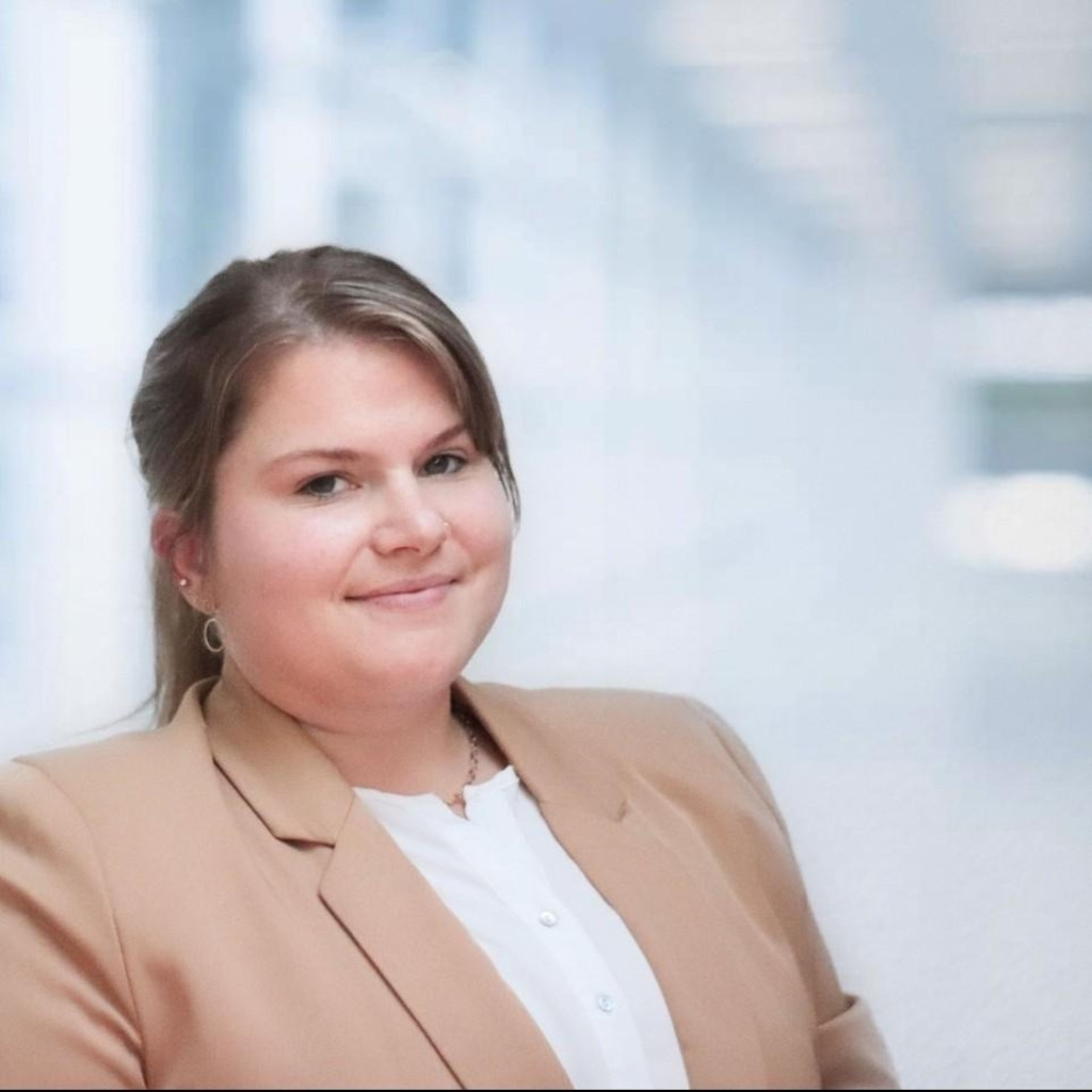 Natalie Perrot Assistent Manager Project Manager Crossborder Tax