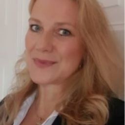Caroline Fischer