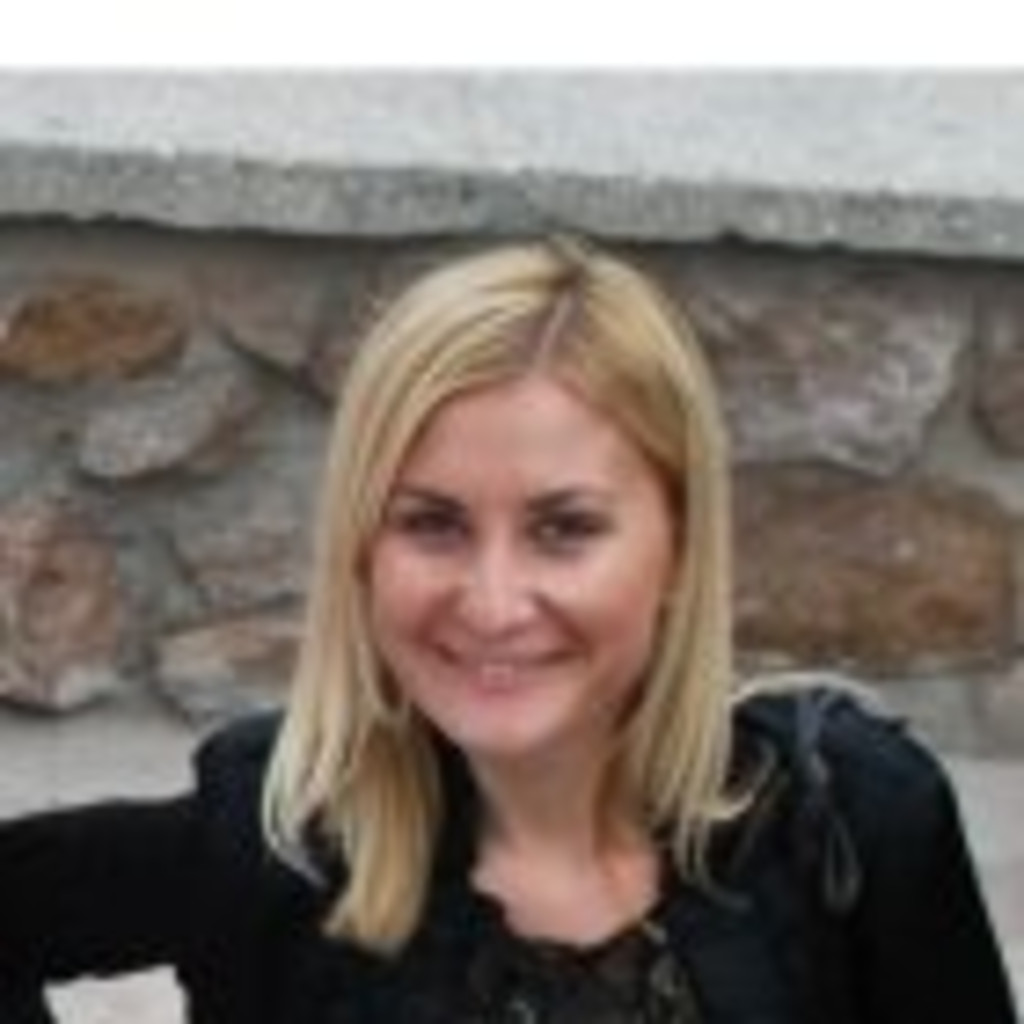 Elena Lishunova - project manager - Art Republica | XING