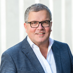 MANUEL BACHMANN