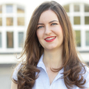 Esther Schmelzle