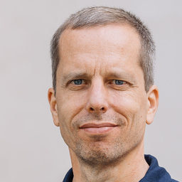 Dr. Robert André